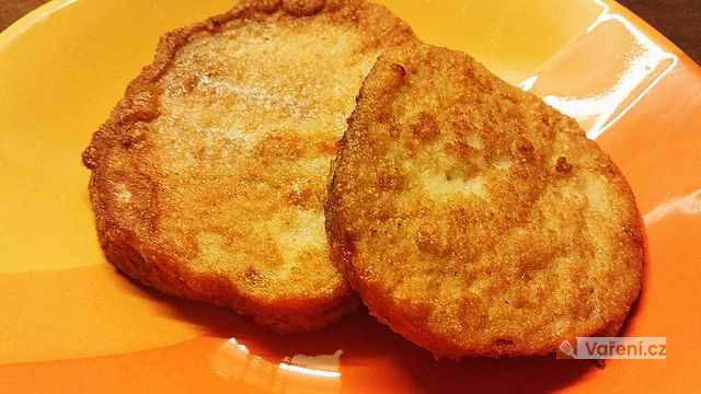 Kuchařka Kuchařka: Křupavé a sýrové pochoutky - Recepty pro obalované chleby, kapří kuličky a další lahůdky