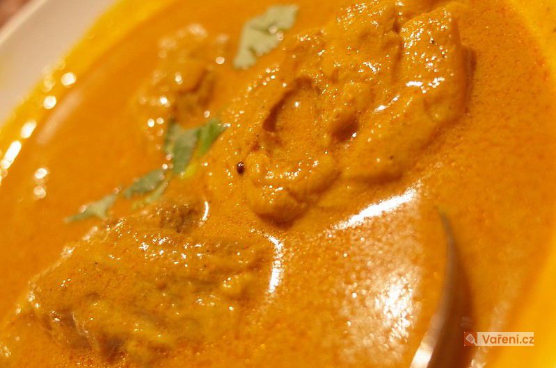 Kořeněné kuřecí kostky