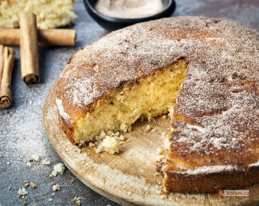 Cuketová buchta s rozinkami
