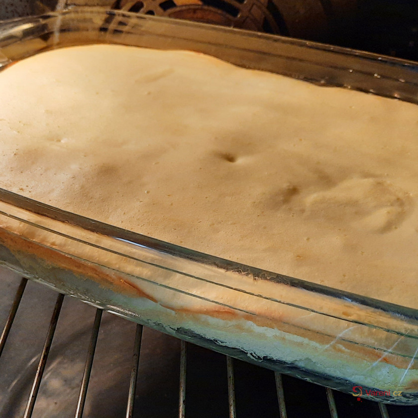 Tvarohový koláč po židovsku - fotografie 2