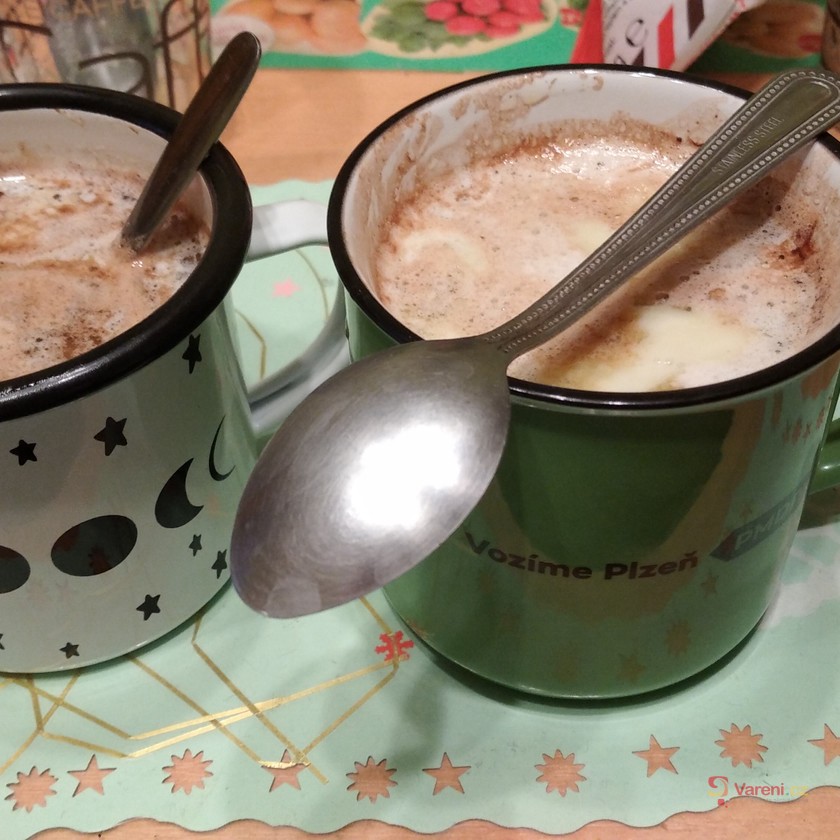 Vynikající horká čokoláda - fotografie 2