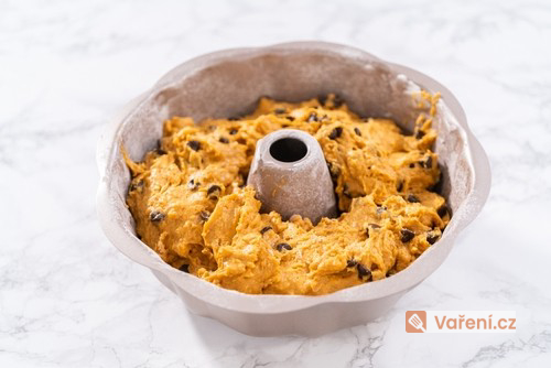 Dýňová bábovka s jablky