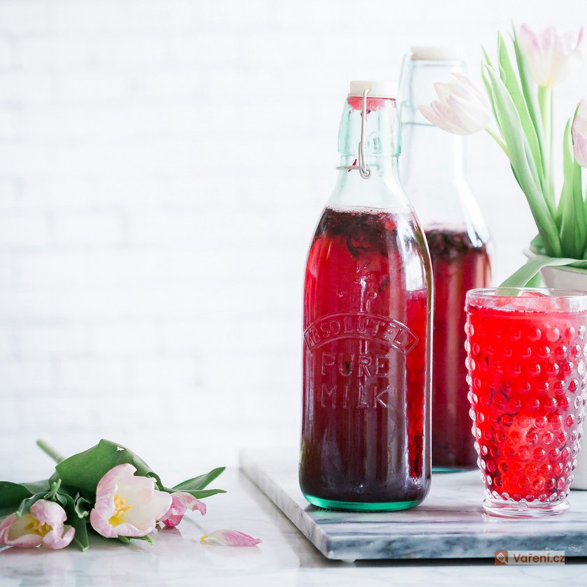 Šípkový vitamínový nápoj