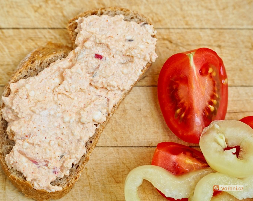 Tvarohová pomazánka s cibulí 