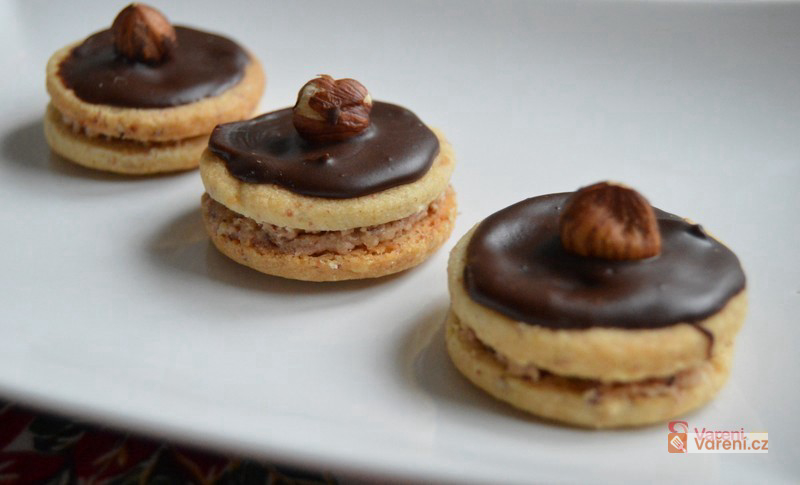 Cukroví plněné marmeládou