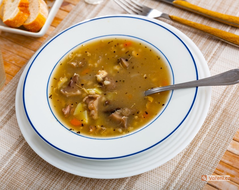 Italská houbová polévka