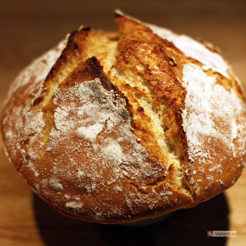 Česnekový chleba v troubě