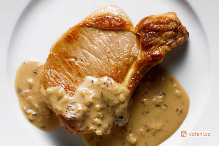 Vepřové plátky s hořčicovou omáčkou