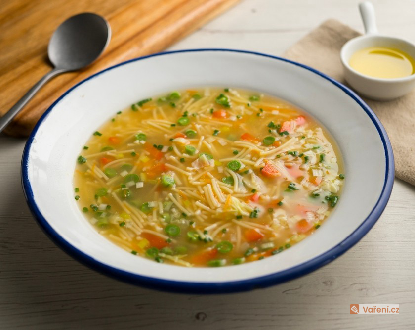 Jemná zeleninová polévka 