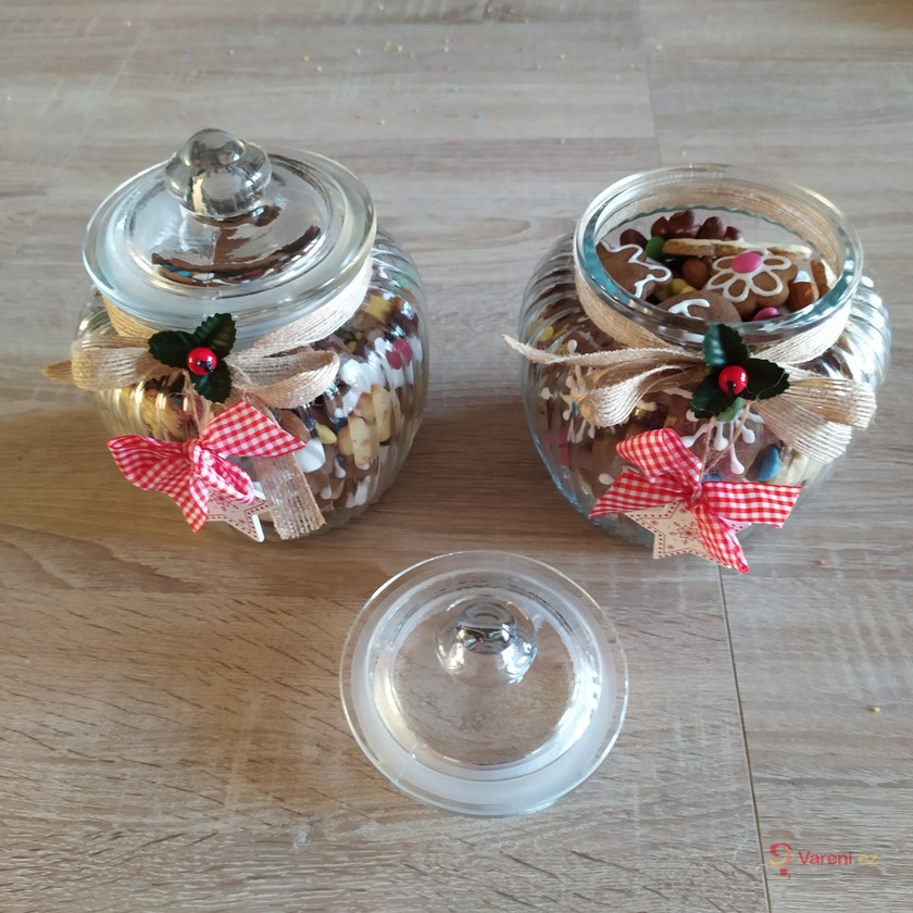 Perníčky na Vánoce, Velikonoce i chaloupku - fotografie 3