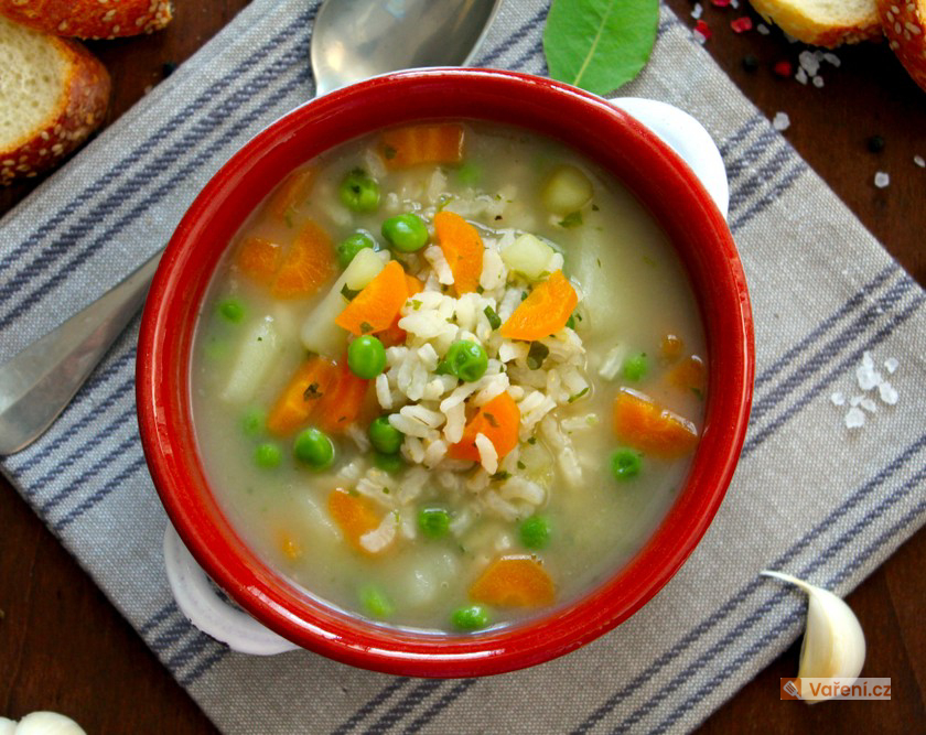 Zeleninová polévka s rýží