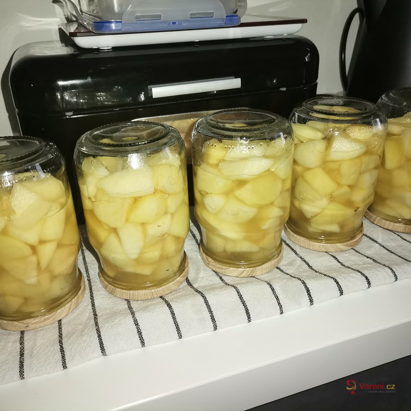 Skvělý jablečný kompot - fotografie 2