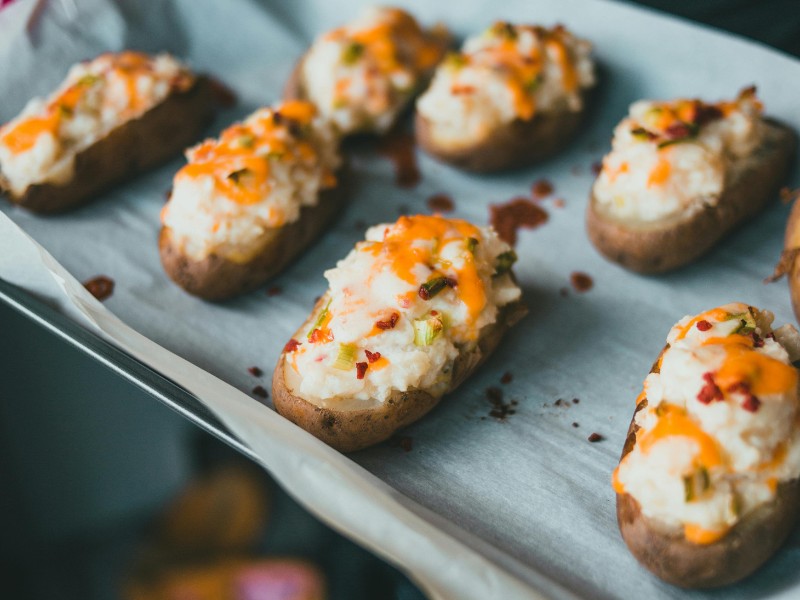 Plněné pečené brambory Pexels